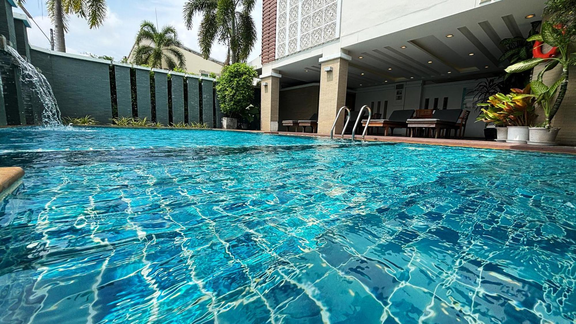 Ratana Hotel Rassada, Phuket Town- Sha Extra Plus Экстерьер фото