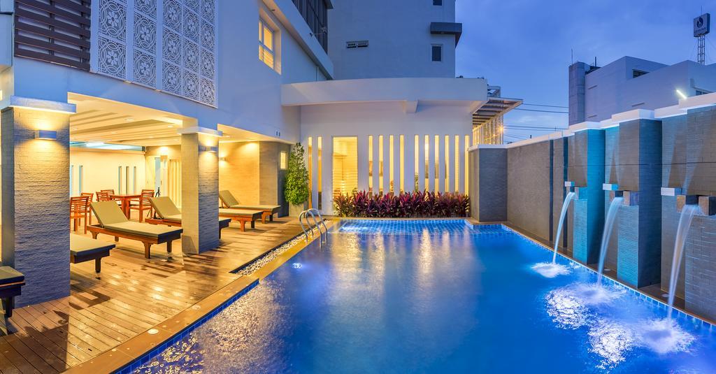 Ratana Hotel Rassada, Phuket Town- Sha Extra Plus Экстерьер фото